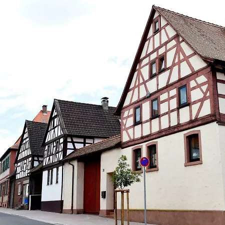 Homestay Schmidls Scheune Stockstadt am Main